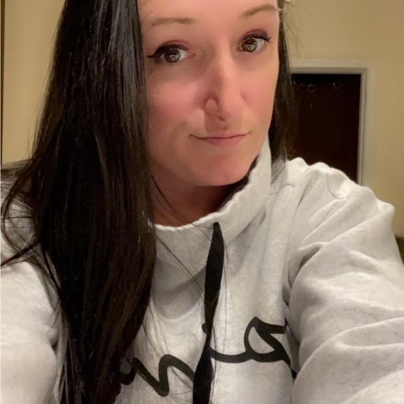 Meet your Posher, Courtney - Picture 11 of 12